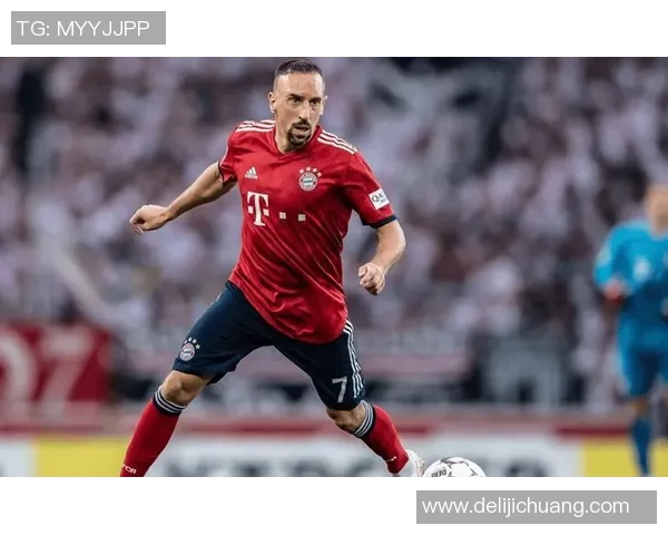 足球球星搞笑采访大揭秘：从踢球到幽默瞬间，笑料百出！